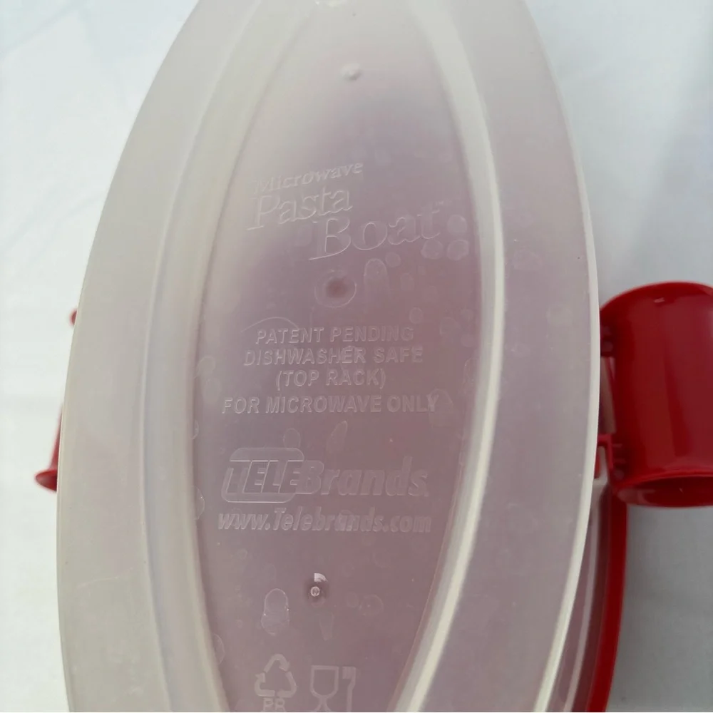 Telebrand Microwave Pasta Boat Cooker Red‎ Steamer Strainer Lid Veggie Cooker